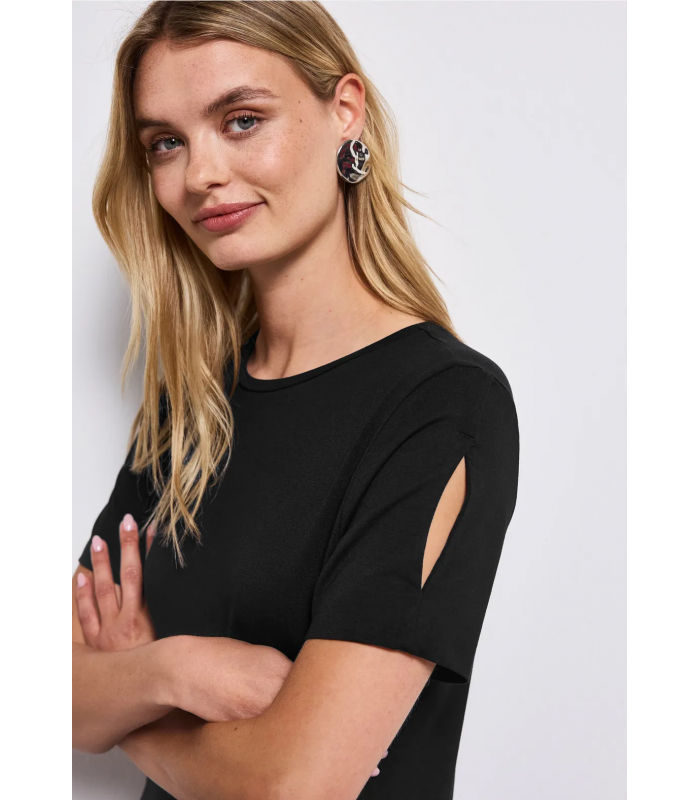 VESTIDO CON DETALLE ABERTURA STREET ONE