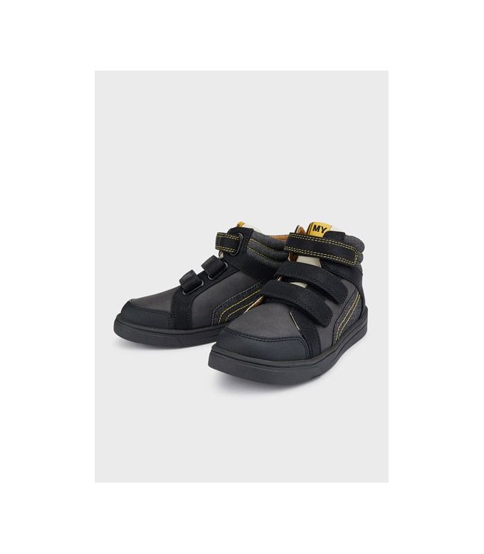 BOTIN DEPORTIVO VELCRO NIÑO MAYORAL