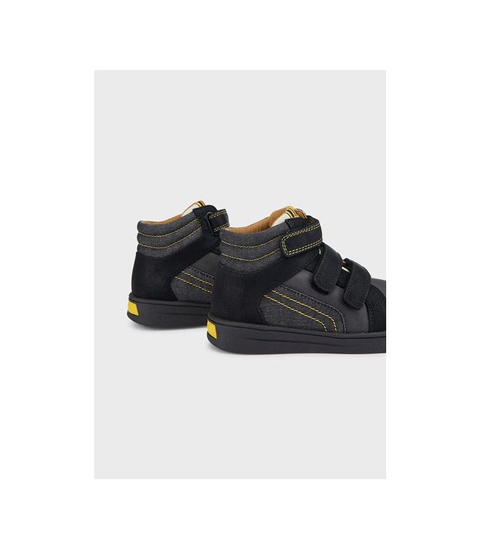 BOTIN DEPORTIVO VELCRO NIÑO MAYORAL